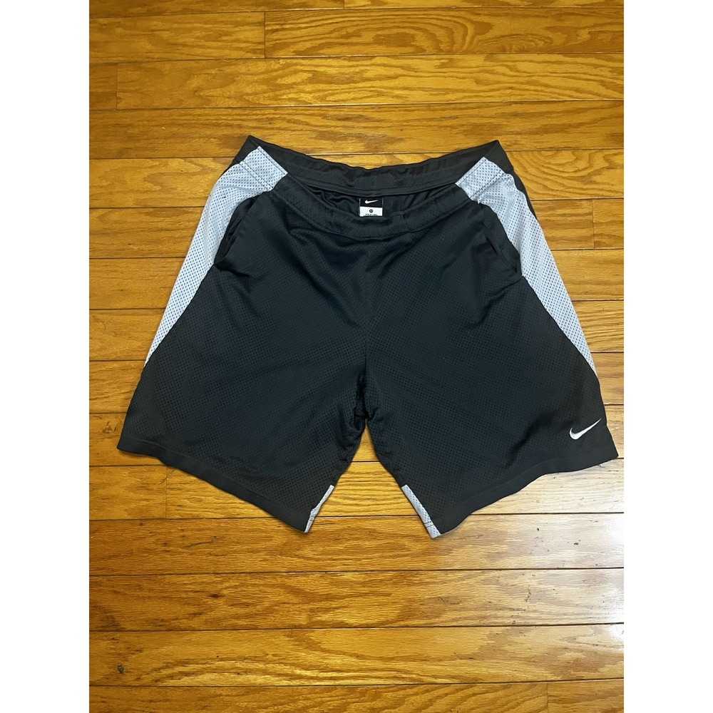 Men's Black And White Nike Shorts Size Medium